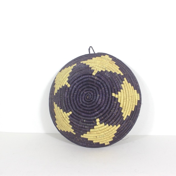 Vintage 10” African Coiled Straw Basket Purple Blue Beige Hand Woven Wall Basket - Picture 4 of 5